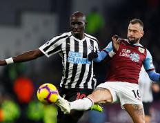 乐鱼-纽卡斯尔联主教练喊话球员，提高比赛素质！的简单介绍