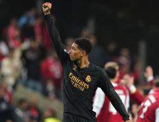 乐鱼-那不勒斯击败皇马，取得惊险胜利