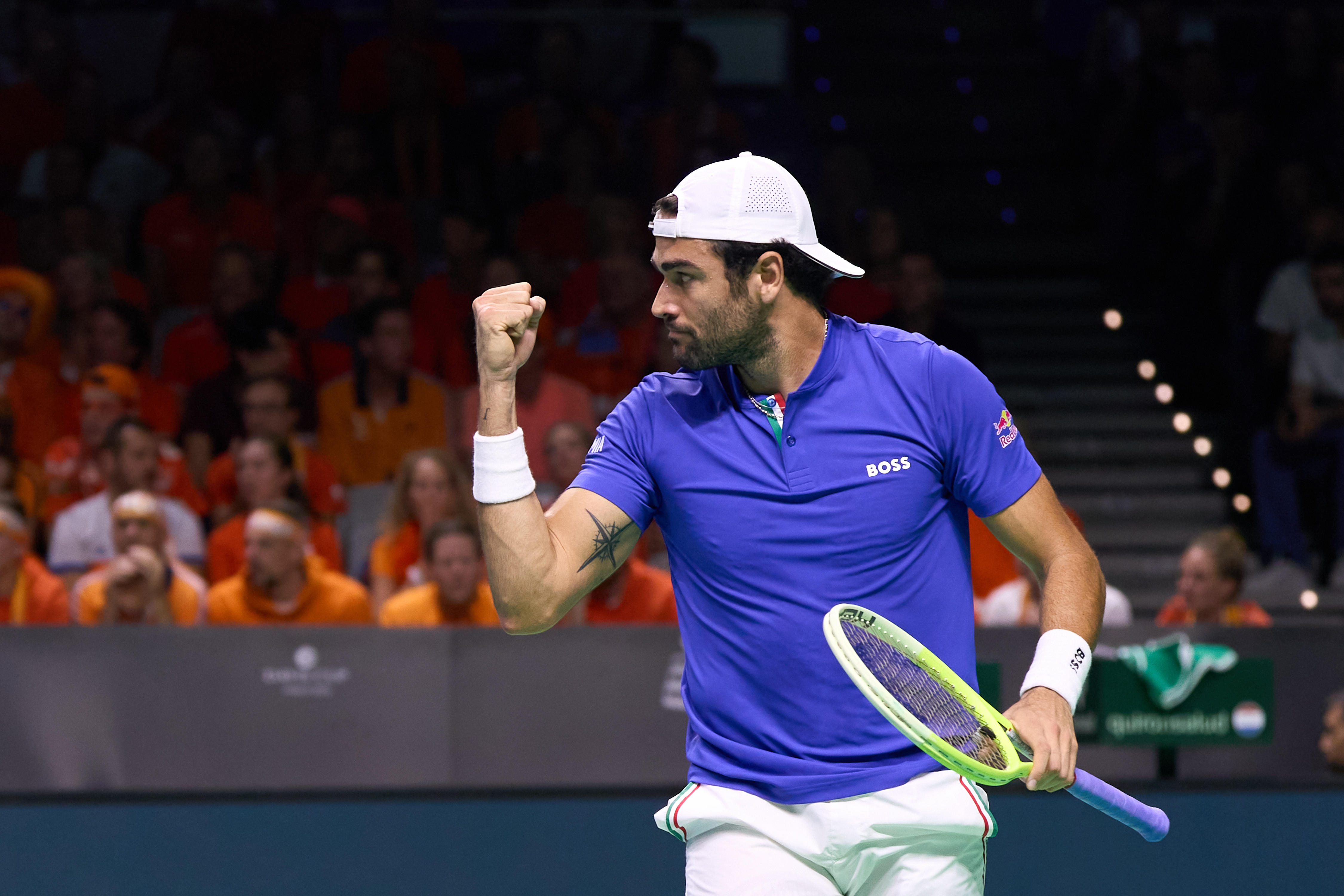 乐鱼体育app-意大利游泳健将勇夺金牌