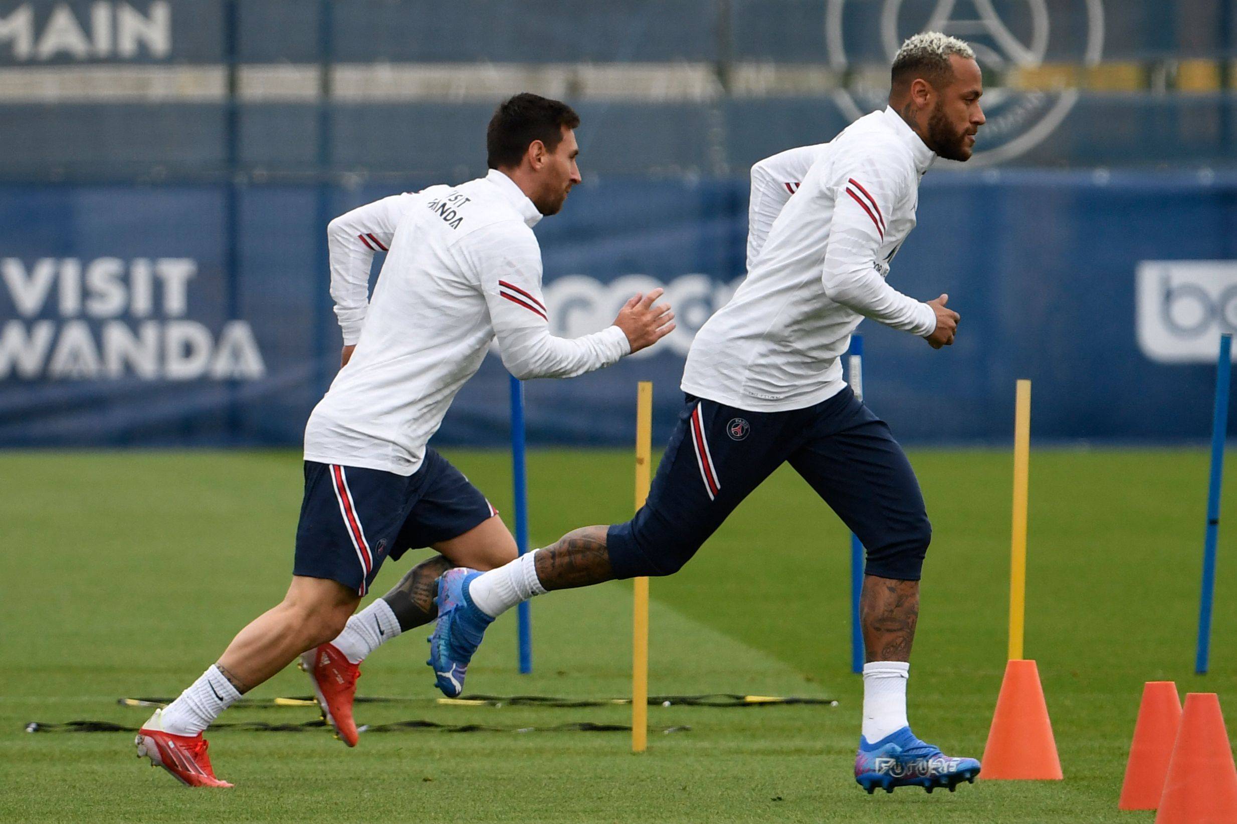 乐鱼体育网站入口-巴黎圣日耳曼女足积极备战，展现团队实力的简单介绍