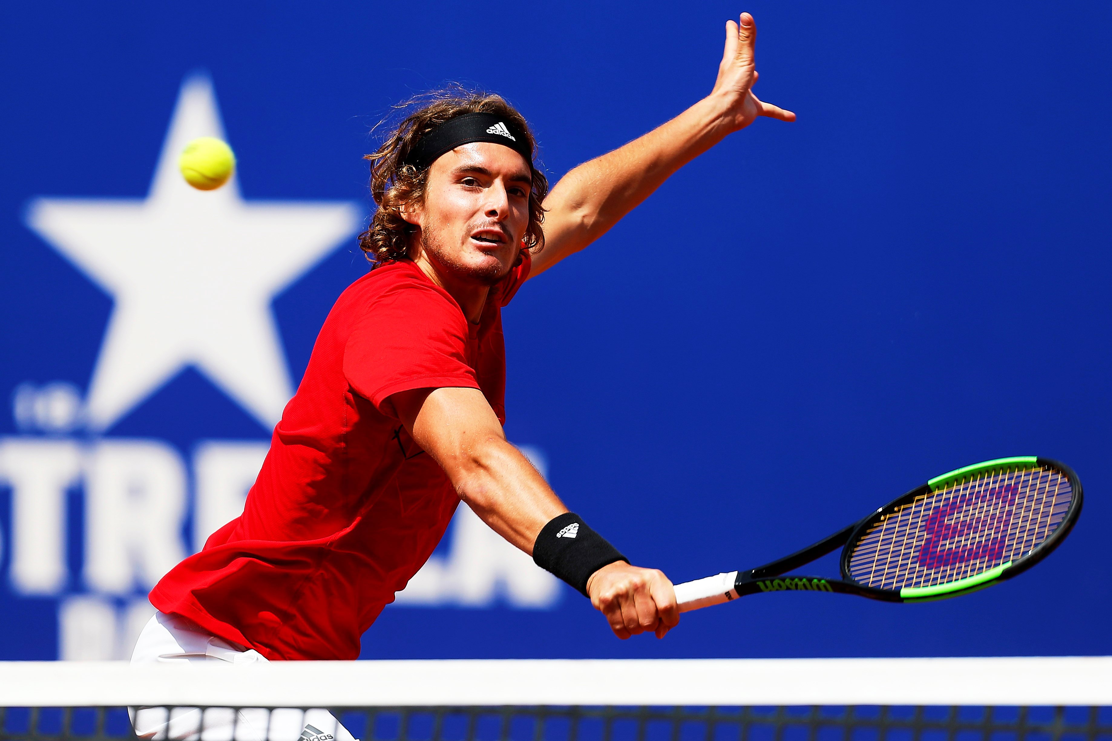 乐鱼官网-意大利网球队险胜欧洲网球队，西西帕斯打破历史纪录的简单介绍